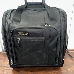 Samsonite under seat suitcase